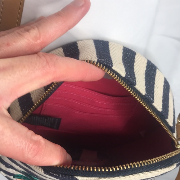 Chico’s Spring Circle Box Floral Stripe Purse with Card Slots - Picture 8 of 15